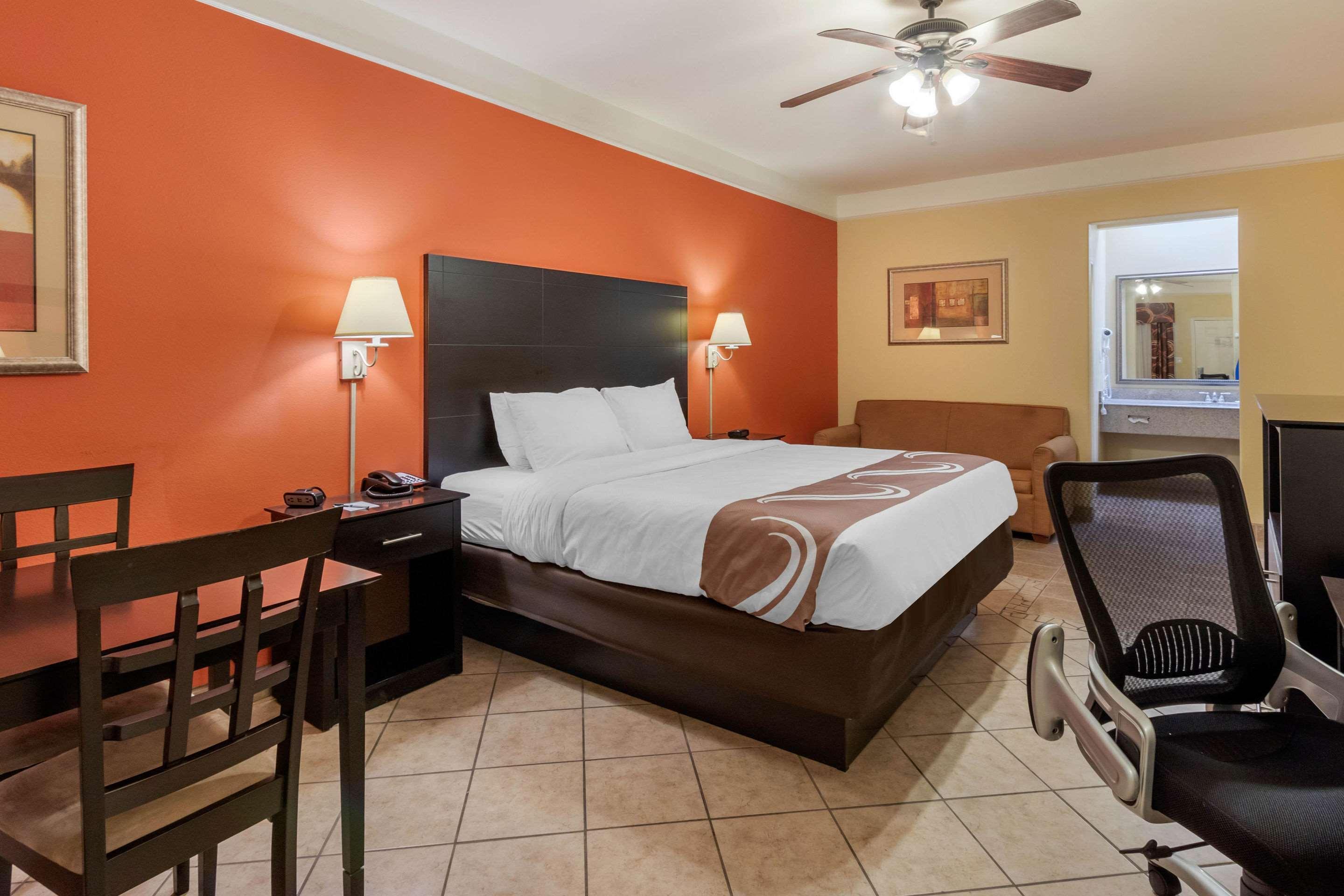 Quality Inn & Suites At The Outlets Mercedes-Weslaco Extérieur photo
