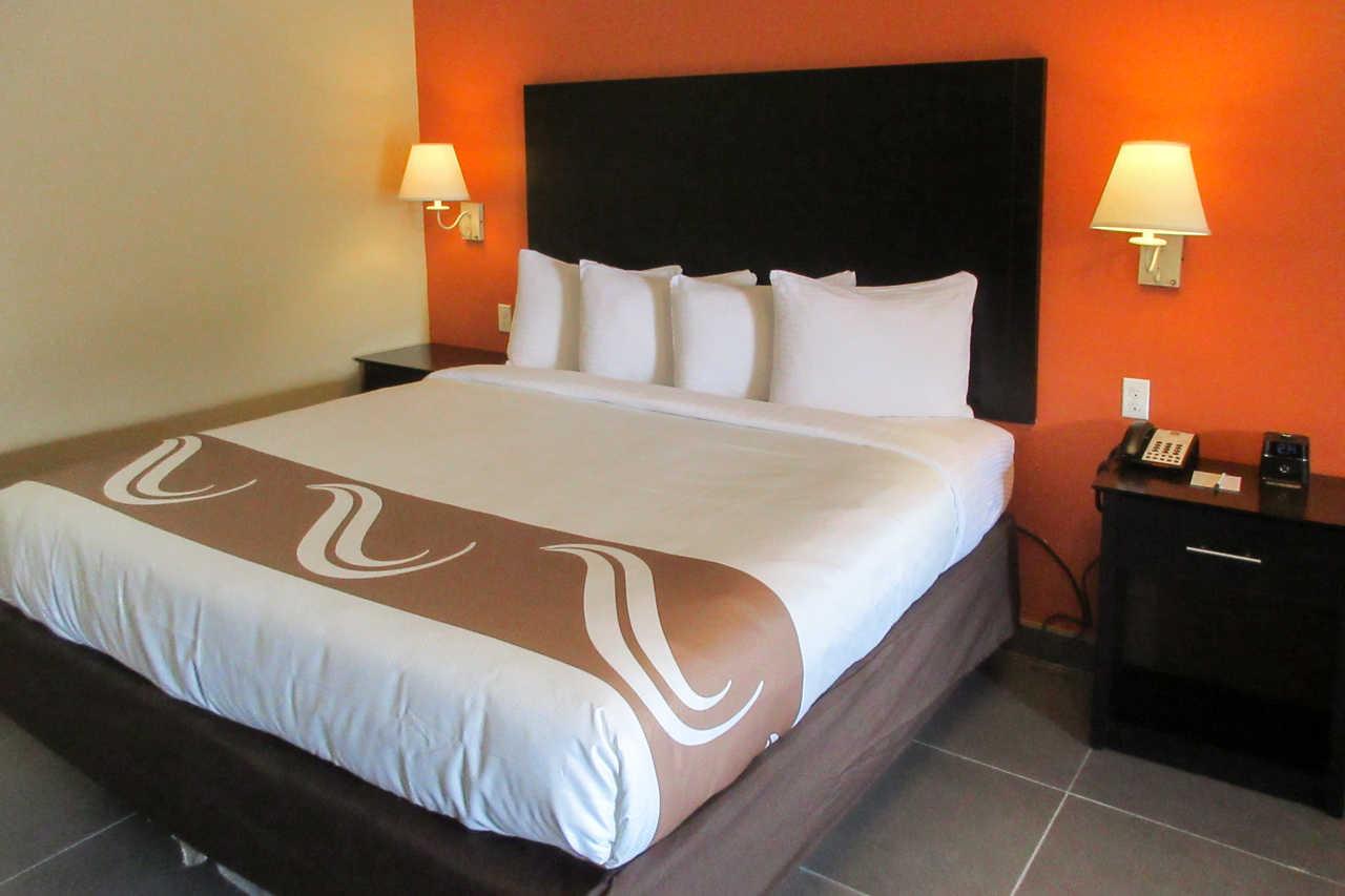 Quality Inn & Suites At The Outlets Mercedes-Weslaco Extérieur photo